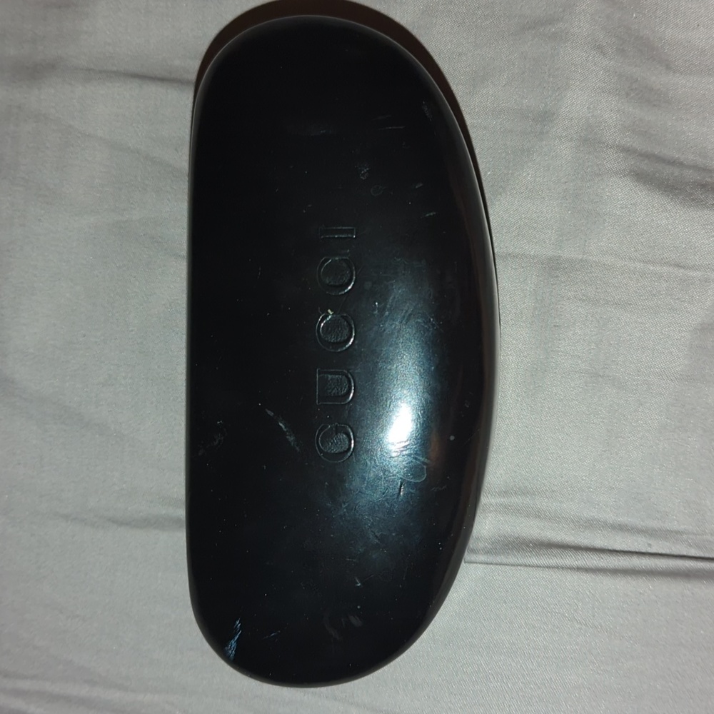 Black Gucci glasses case
